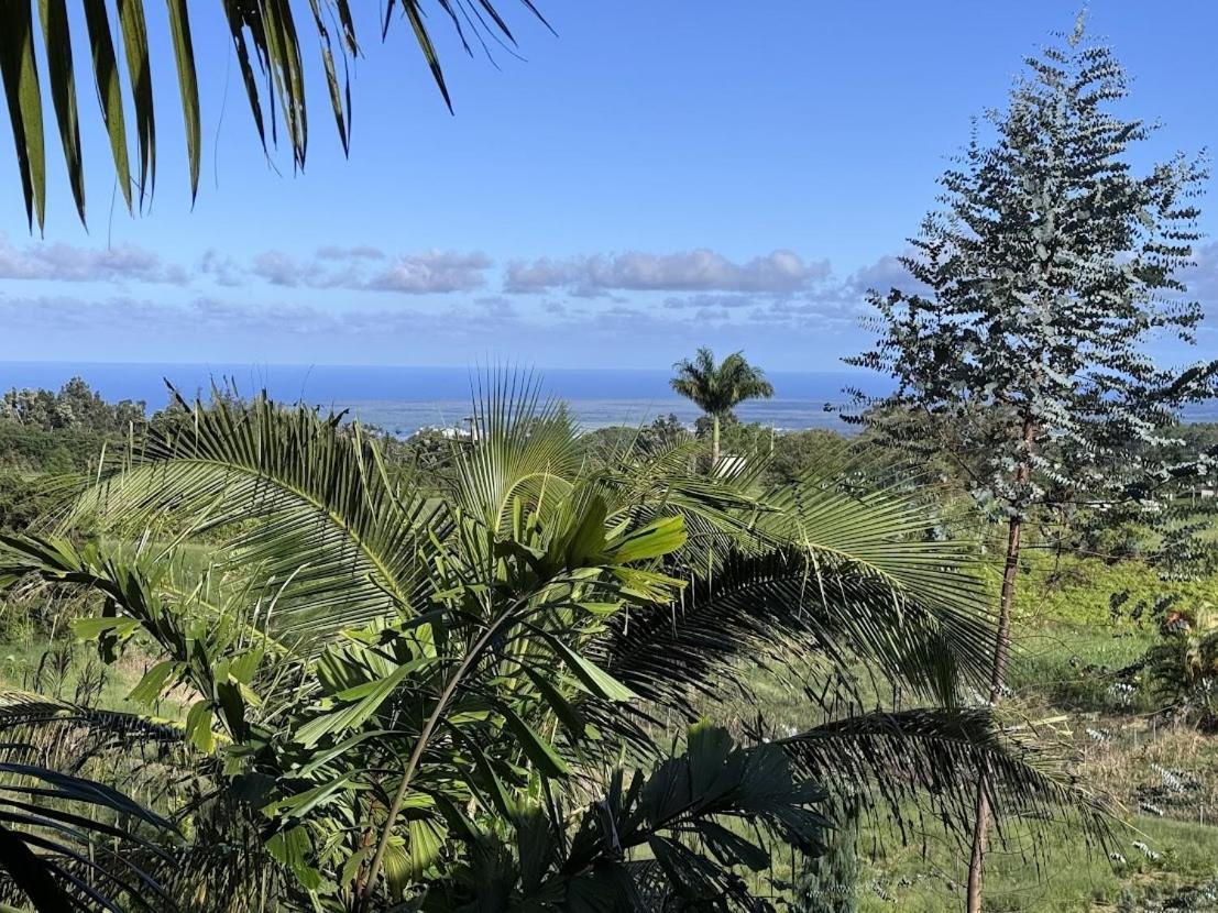 Lodge Kikala Waterfall Hilo